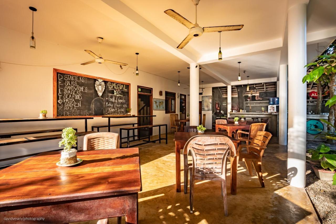 Dorian Guest House And Restaurant Weligama Buitenkant foto