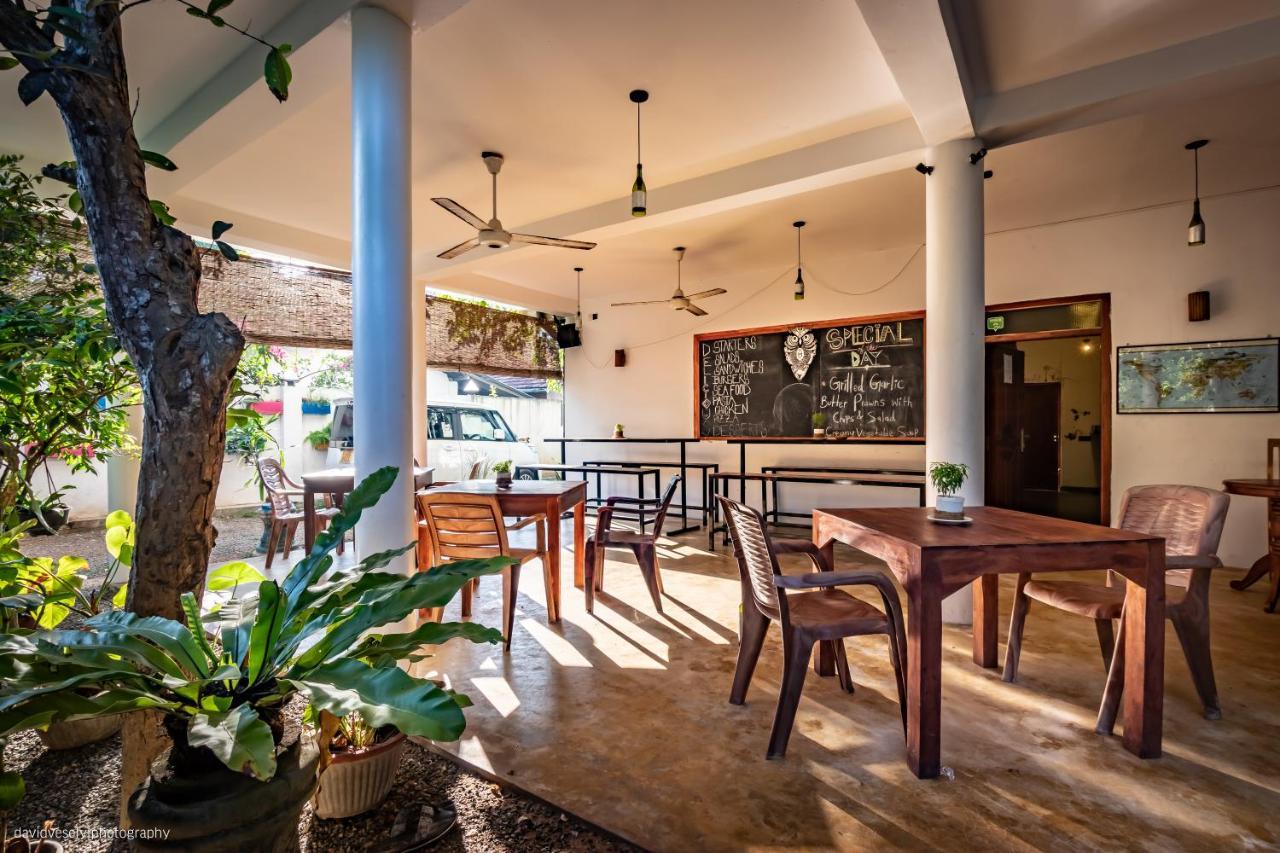Dorian Guest House And Restaurant Weligama Buitenkant foto